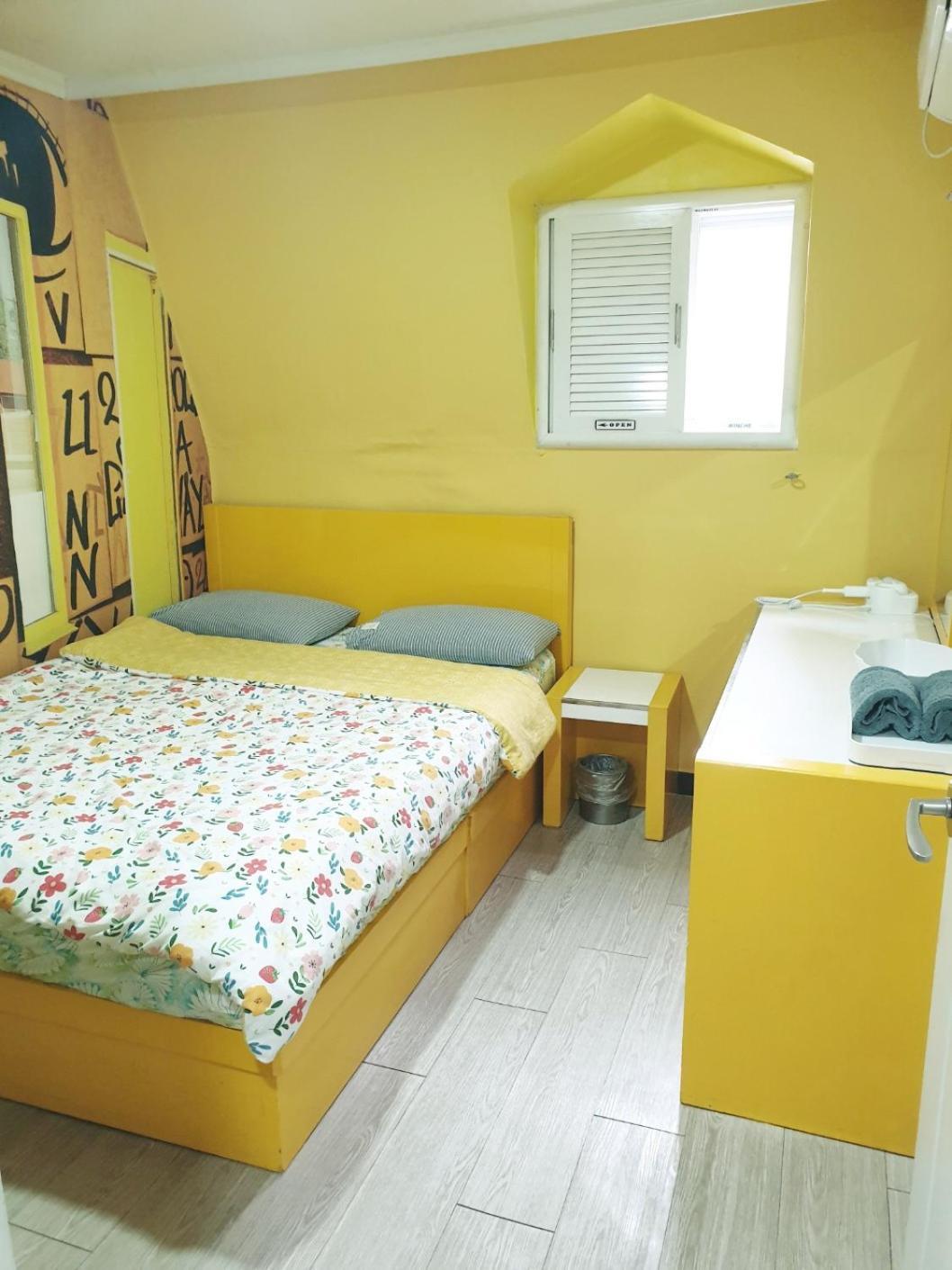 OPPA Hostel Seoul Exterior foto