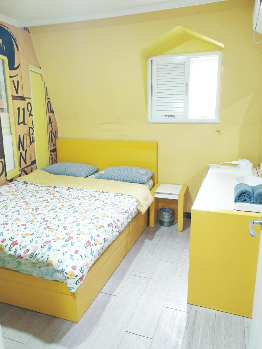 OPPA Hostel Seoul Exterior foto