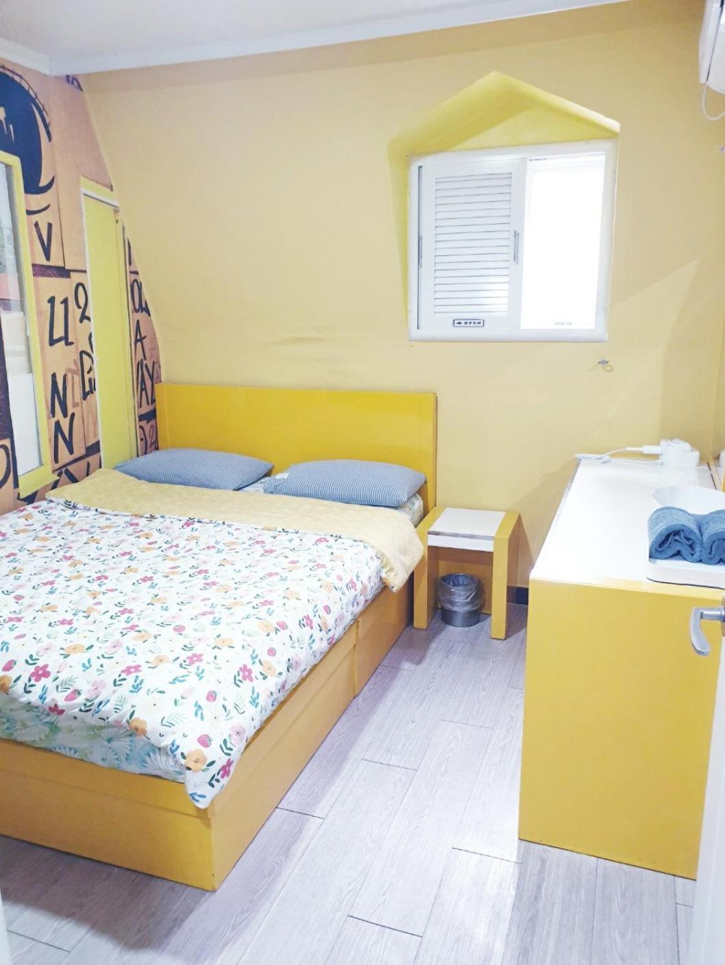 OPPA Hostel Seoul Exterior foto